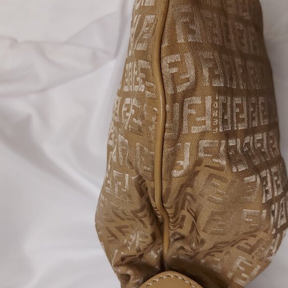 Fendi Zucchino oyster bag - Picture 6 of 10